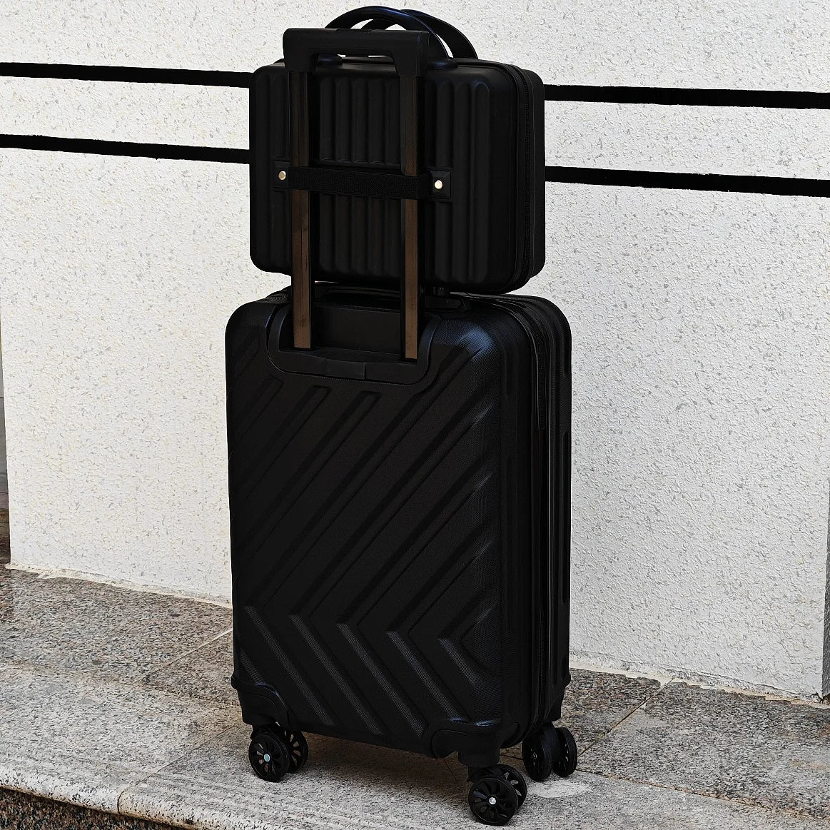 2-Piece Luggage Set – 20-Inch Trolley Suitcase & 14-Inch Mini Case