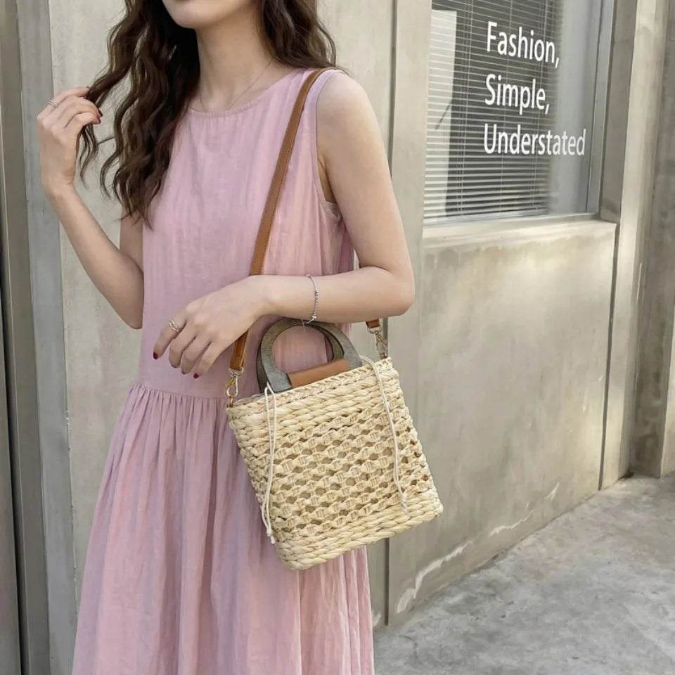 Women's Handmade Woven Straw Beach Tote Bag with Wooden Handle
