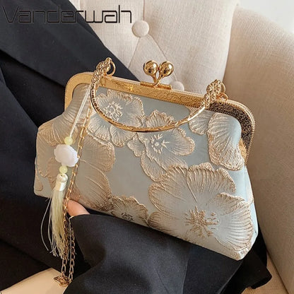 Chinese Embroidered Handbag – Luxury Retro Clutch for Women