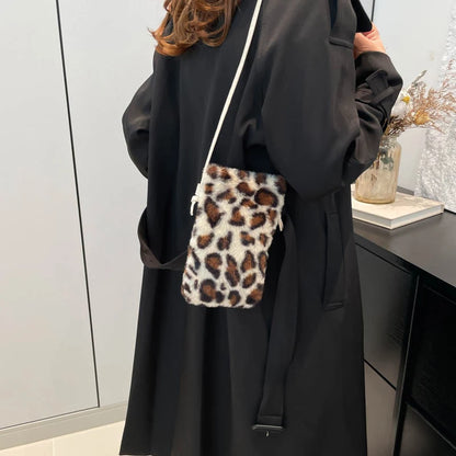 Leopard Print Fluffy Shoulder Bag – Women's Underarm Clutch