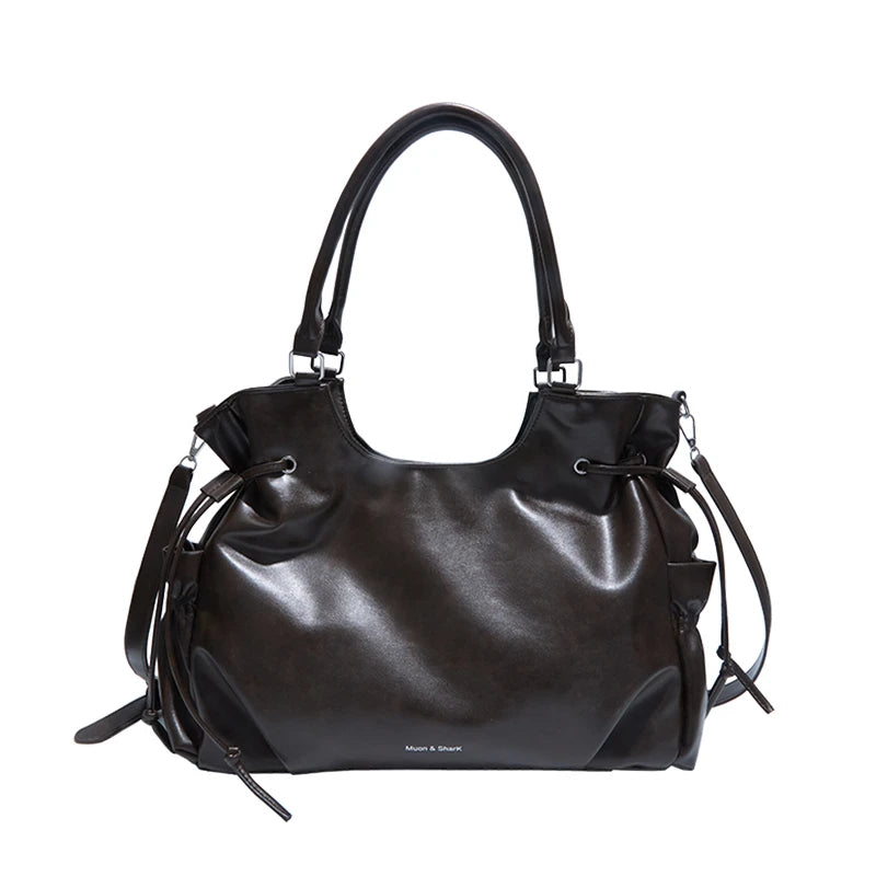 Oil-Wax Leather Tote Bag – Large Capacity Laptop Handbag