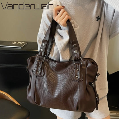 Large Capacity Leather Shoulder Bag for Women – Crocodile Pattern Tote