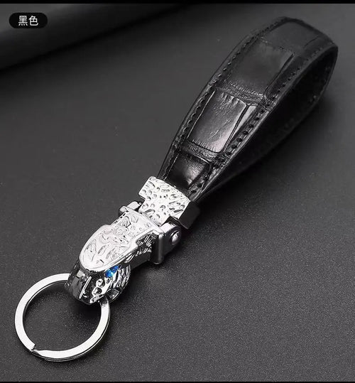 Crocodile Skin Leather Keychain – Luxury Claw Pendant Key Ring