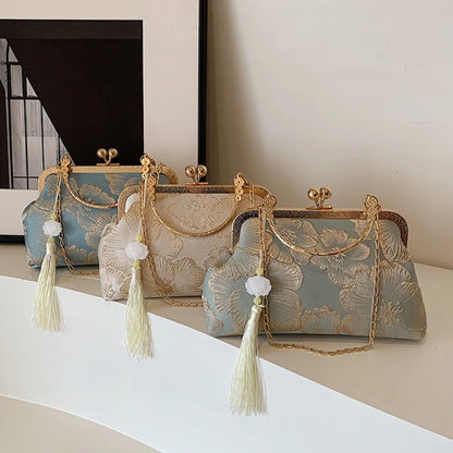Chinese Style Embroidered Clutch Bag – Elegant Retro Evening Handbag