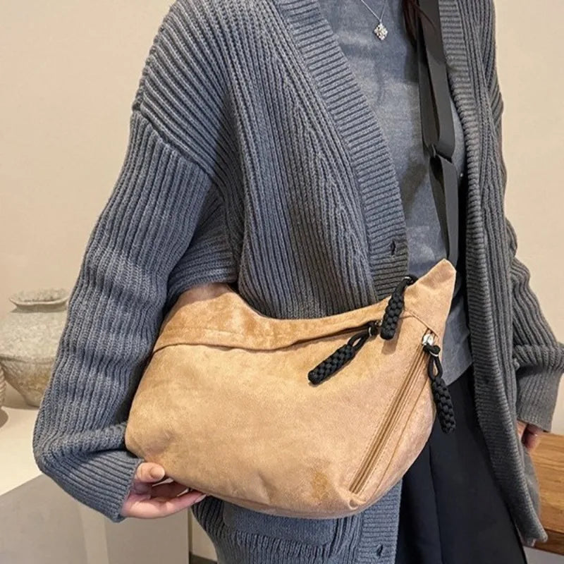 Retro Hobo Bag for Women – Large Capacity Soft Shoulder Handbag