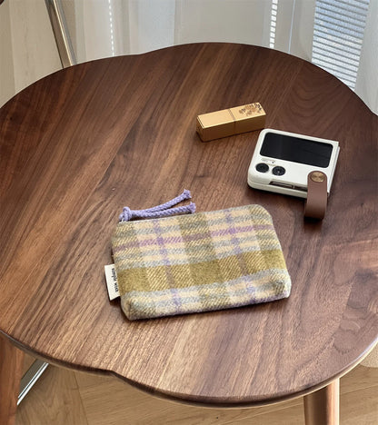 Retro Plaid Mini Cosmetic Pouch – Women's Makeup Organizer Bag