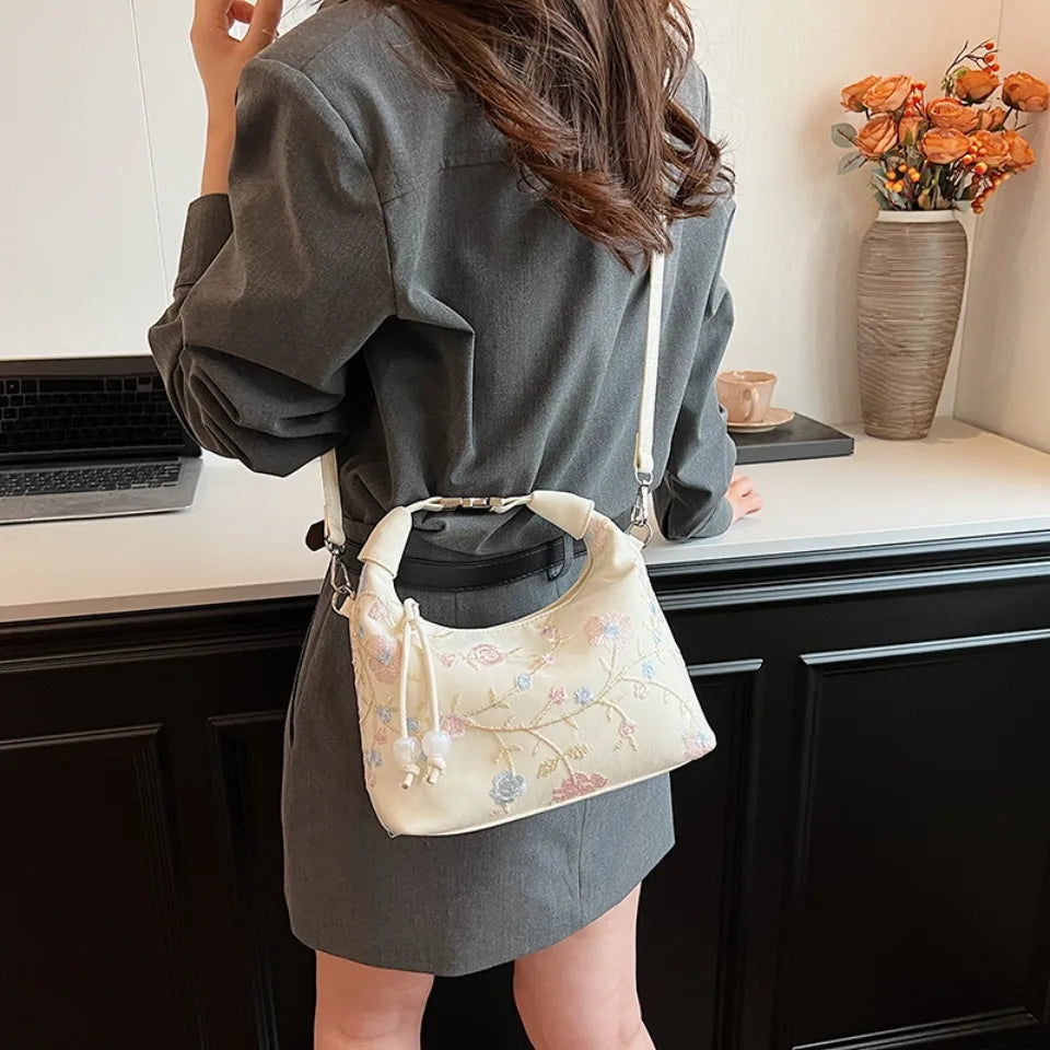Floral Embroidery Shoulder Bag – Elegant Women's Handbag