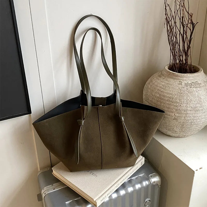 Large Capacity Women's Wing Shoulder Bag – Luxury Suede Tote