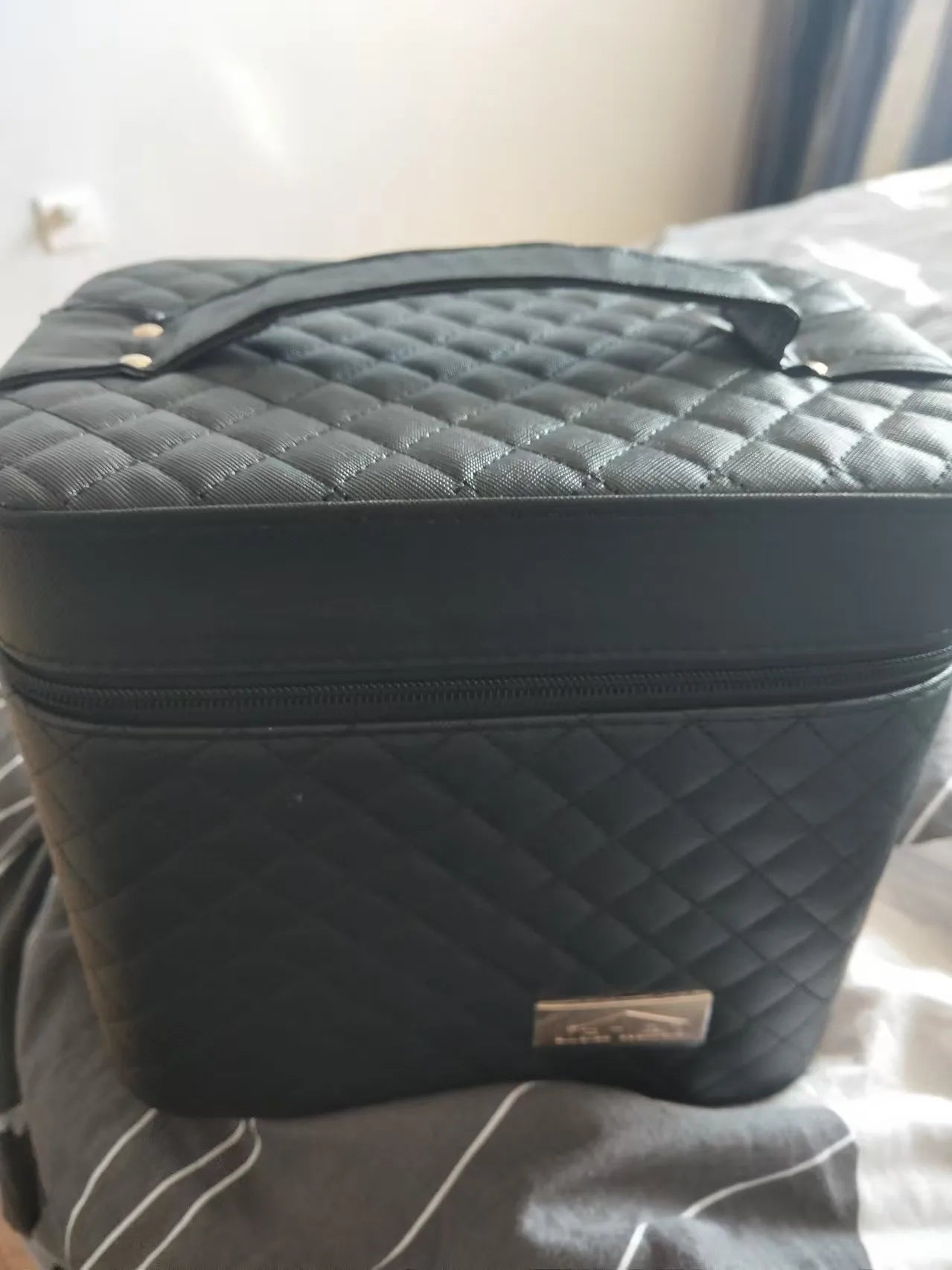 Large Capacity Professional Makeup Organizer Case – Multilayer Cosmetic Travel Bag