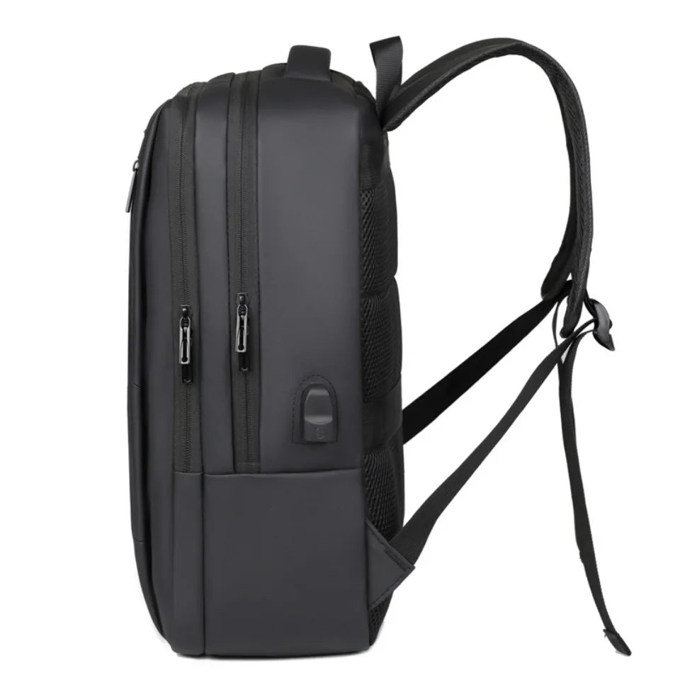 Large Capacity Travel Backpack with USB Charging Port – Water-Resistant Business Bag for Men
