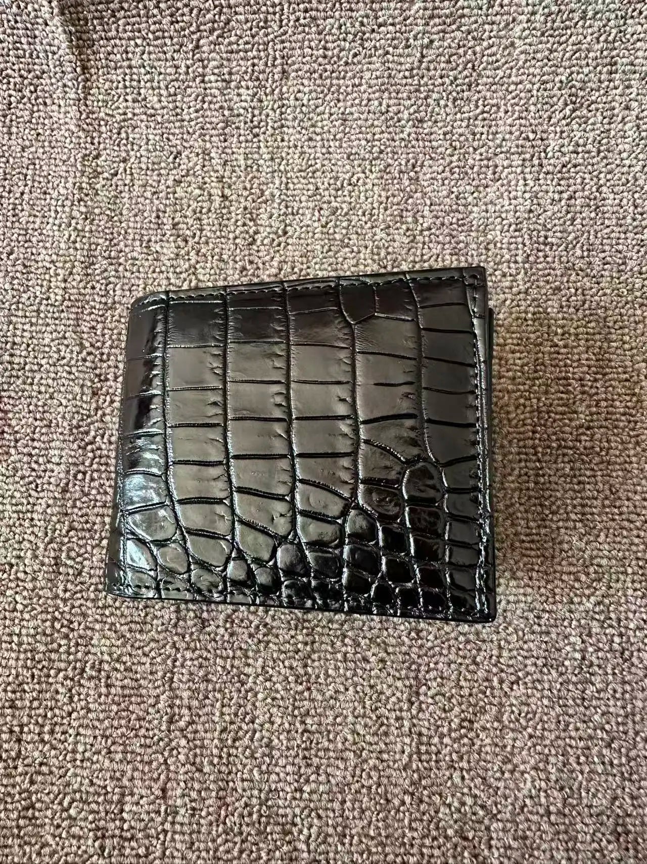 Genuine Leather Crocodile-Embossed Card Holder Wallet