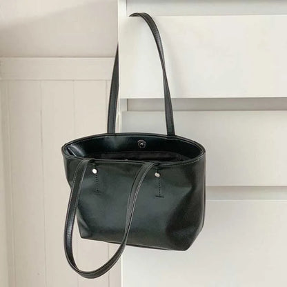 Oil Wax Leather Tote Bag for Women – Korean Style Shoulder Commuter Bag