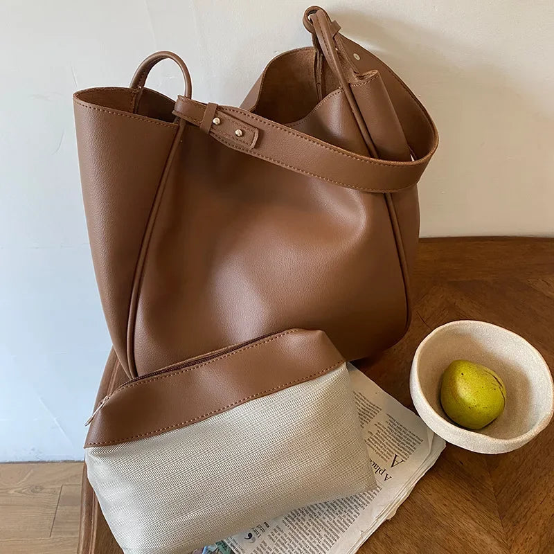 Large Leather Tote Bag for Women – Minimalist Shoulder Handbag