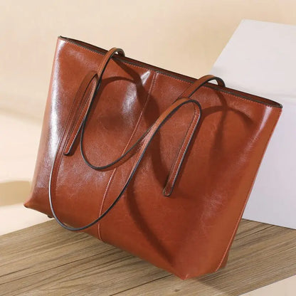 Large Capacity Vintage Leather Tote Bag for Women