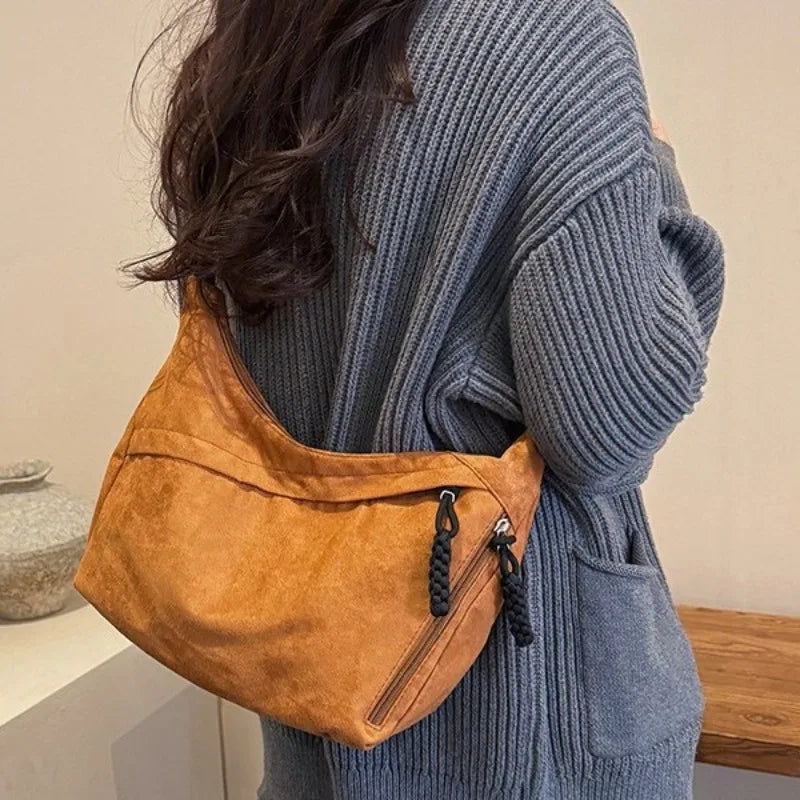Retro Hobo Bag for Women – Large Capacity Soft Shoulder Handbag