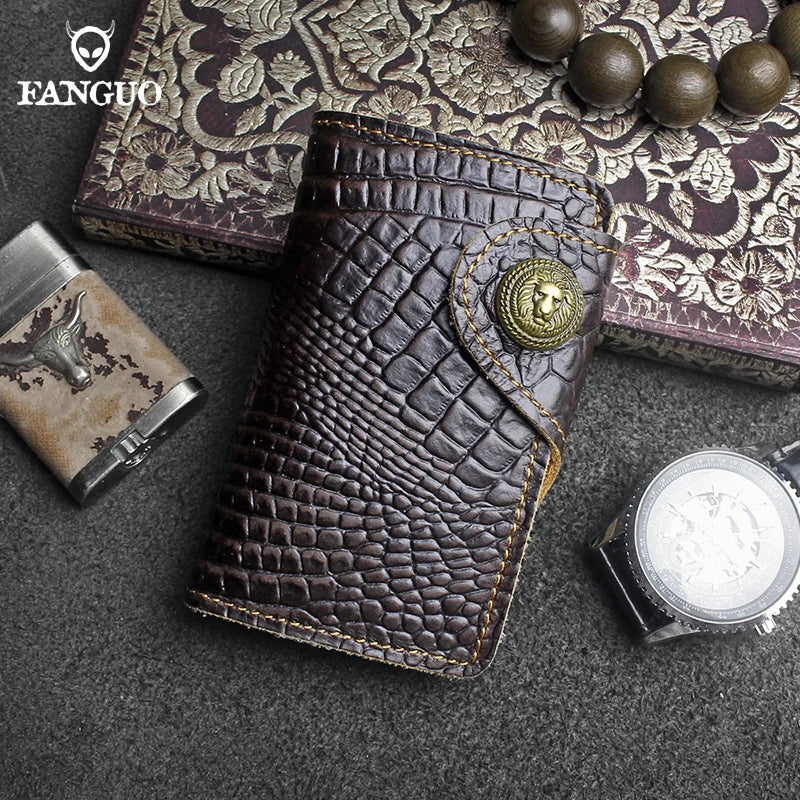 Vintage Leather Key Wallet for Men – Crocodile Pattern with Lion Clasp