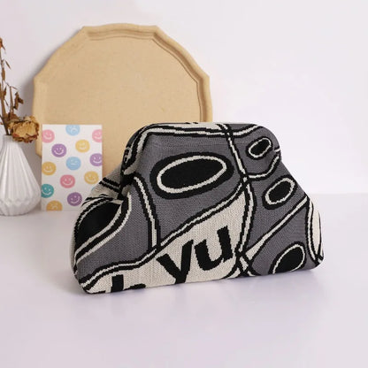 Trendy Knitted Clip Bag Versatile Large Capacity Suitable Storage Bags High-End Pattern Clutch Love