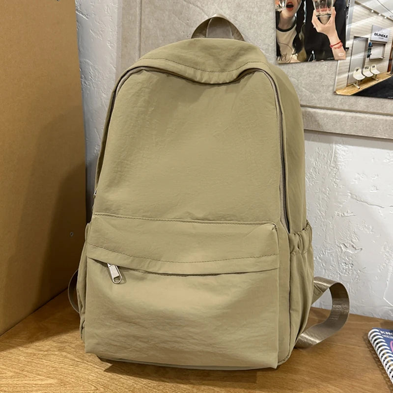 Large Capacity Student Backpack – Lightweight Casual Daypack