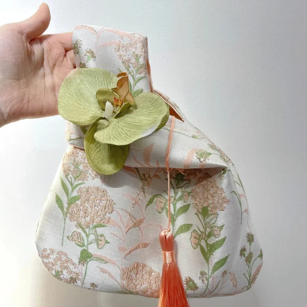 Chinese Knot Wrist Bag – Floral Tassel Pouch Handbag