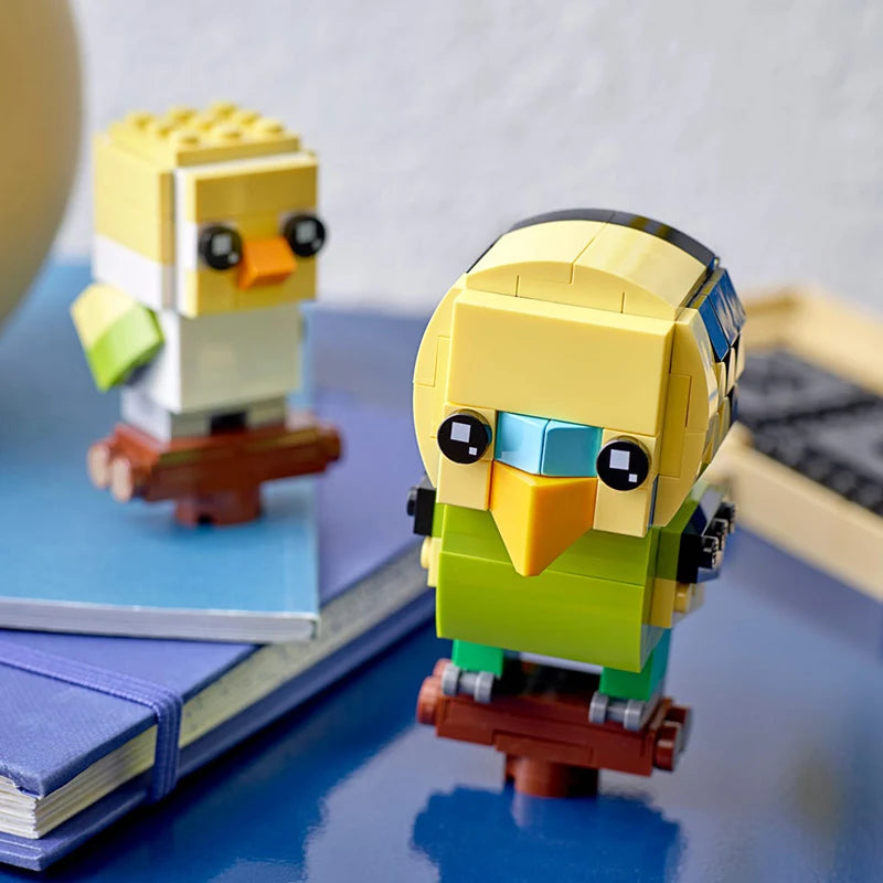 LEGO BrickHeadz Pets 40443 Budgie & Cockatiel – 261-Piece Building Set