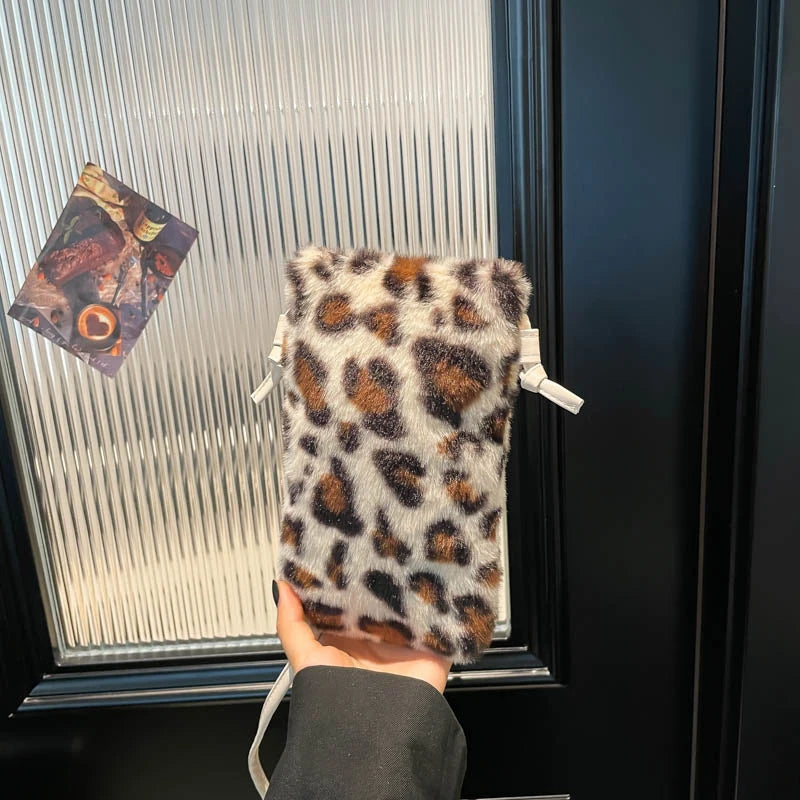 Leopard Print Fluffy Shoulder Bag – Women's Underarm Clutch