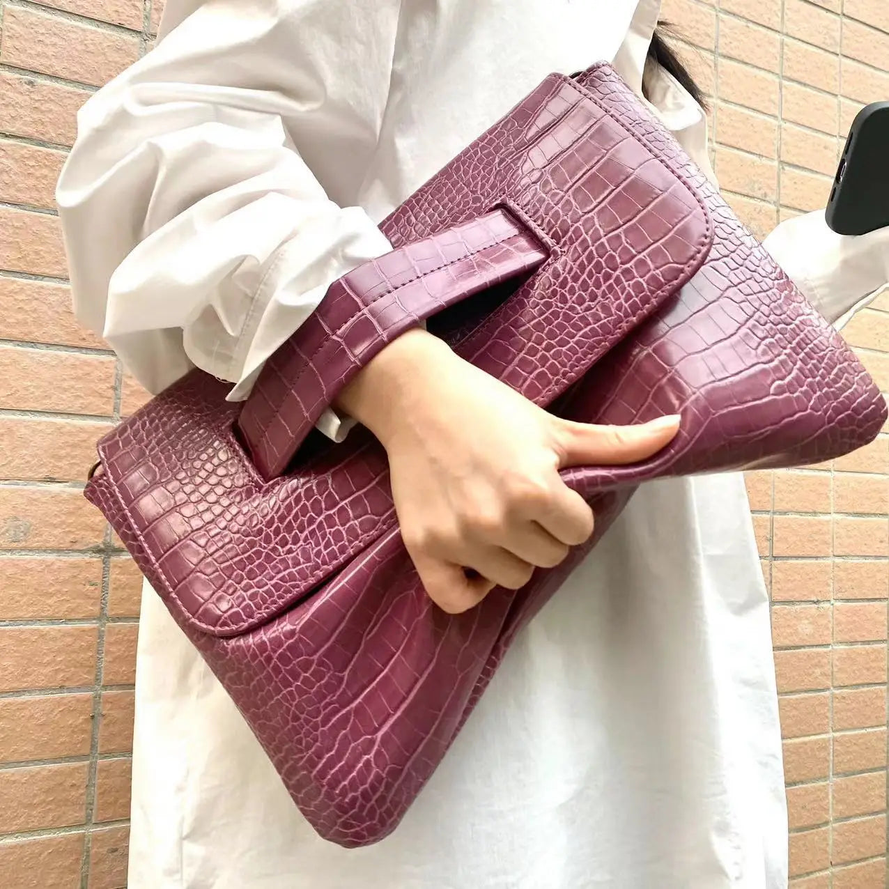 Designer Female Large Capacity Crocodile Snake Pattern Pouch Bag