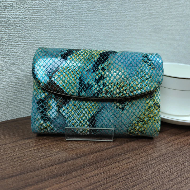 Snake Pattern Leather Women's Short Wallet – Trendy Clutch Purse