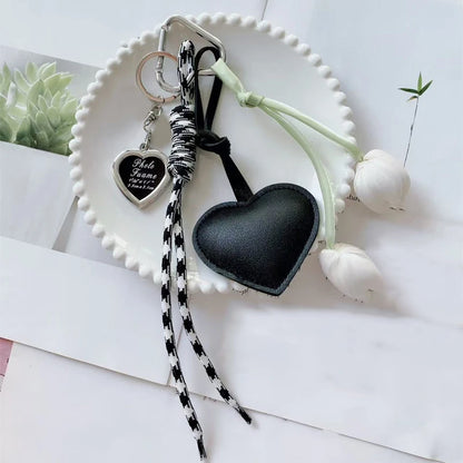 Heart Charm Tassel Keychain – Cute Handmade Bowknot Bag Accessory