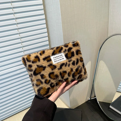 Leopard Print Plush Makeup Bag – Large Capacity Travel Cosmetic Pouch