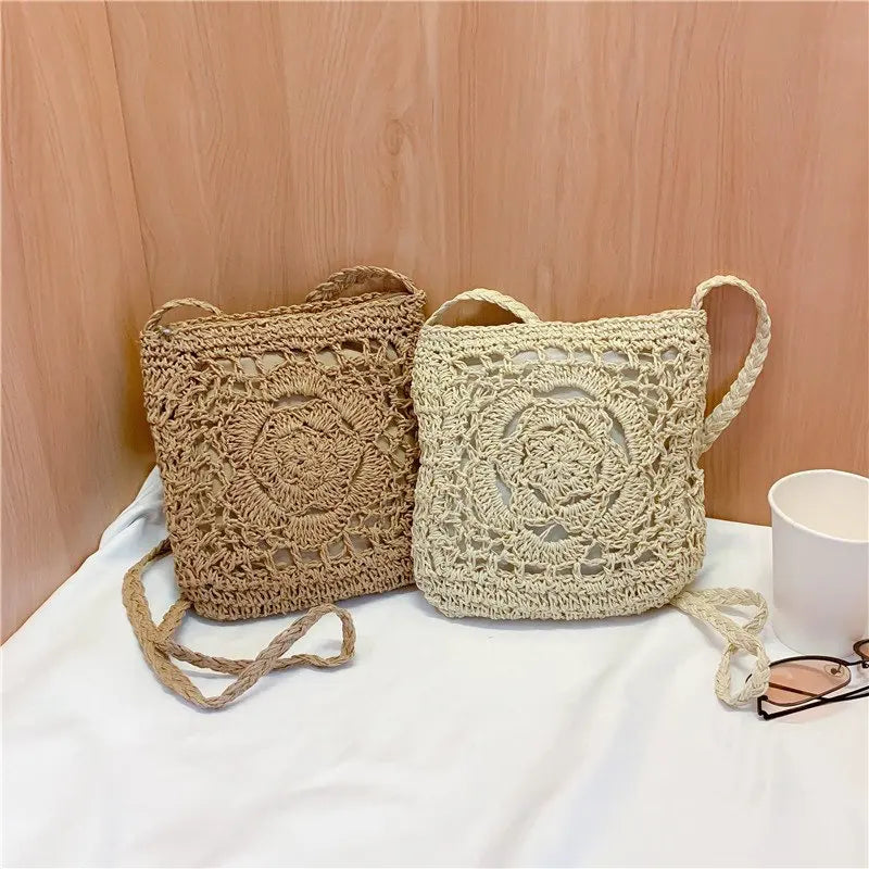 Hollow Straw Crossbody Bag – Handmade Women Beach & Travel Messenger Clutch