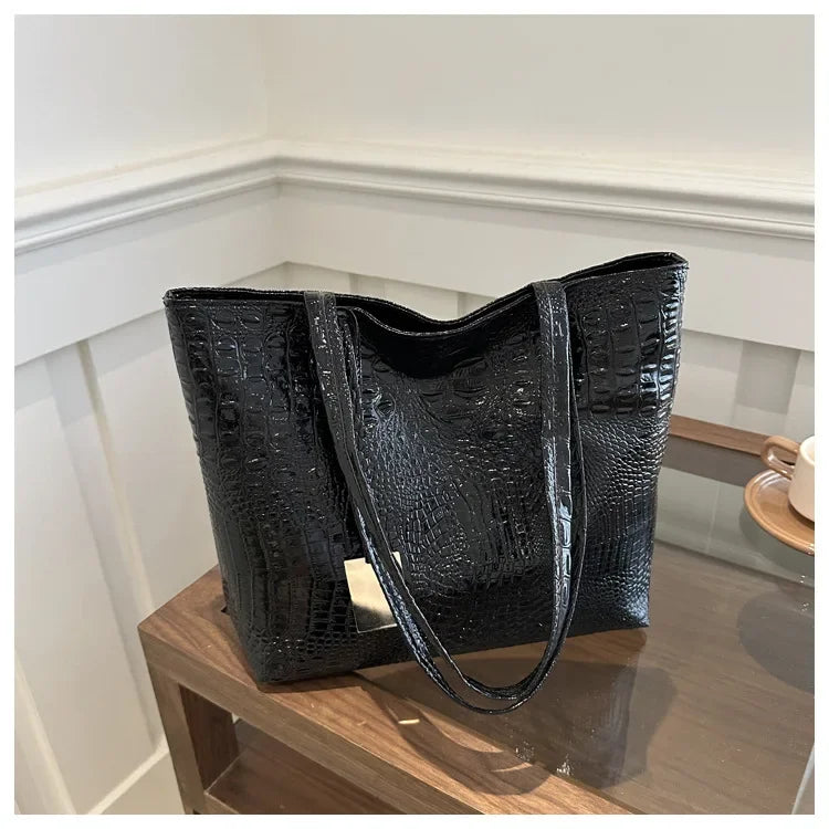 Crocodile Embossed Tote Bag – Large Capacity Luxury Hobo Handbag for Women