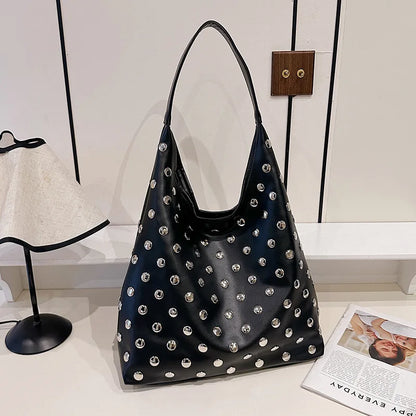 Retro Rivet Underarm Bag Large Capacity Niche Fashionable Shoulder Foreign Handbag