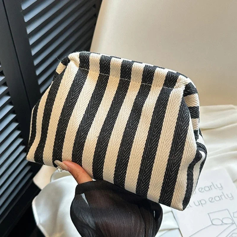 Casual Colorblock Bag Ladies Ruched Cloud Purse Summer Woven Crochet Purses Women Beach Clutch