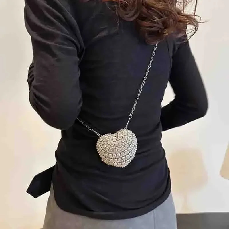 Crystal Heart Clutch Purse – Luxury Diamond Evening Bag for Women