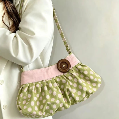 Pleated Dumpling Bag – Retro Wooden Button Shoulder Handbag