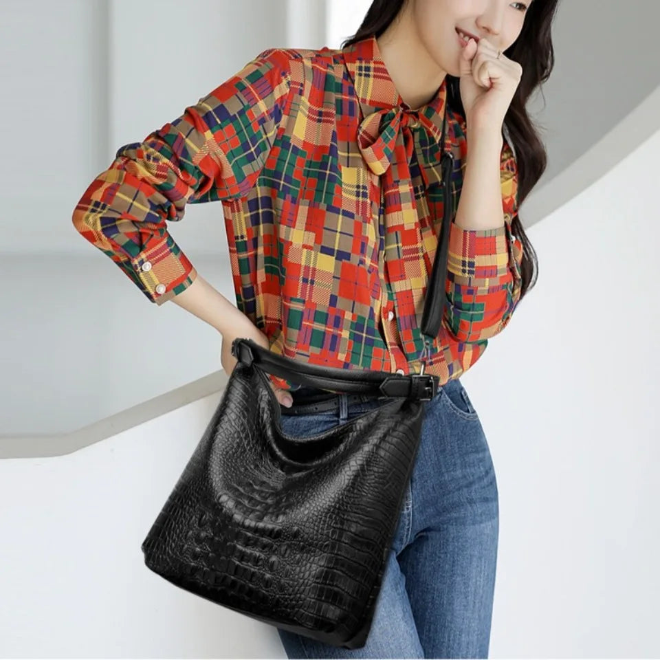 Crocodile Pattern Hobo Bag for Women – Leather Shoulder Crossbody