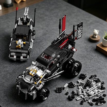 Wasteland Fury Armored Car Building Blocks Set – 1726 Pcs
