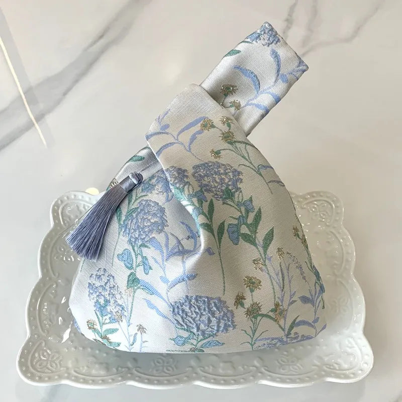 Chinese Style Embroidered Clutch Bag – Elegant Retro Evening Handbag