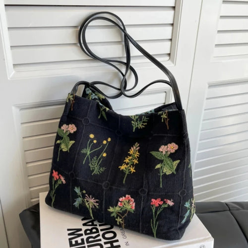 Floral Embroidered Tote Bag – Large Capacity Women's Shoulder Bag