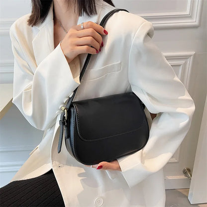 Retro Small Saddle Bag for Women – Crossbody Messenger Shoulder Bag
