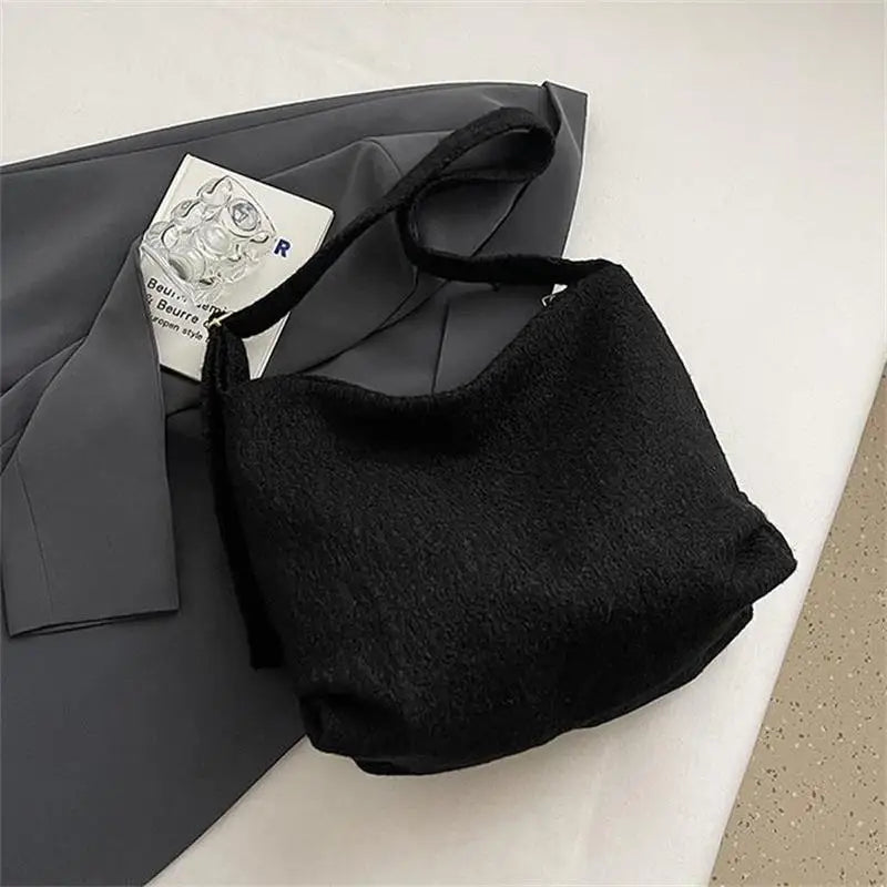 Woolen Plush Hobo Tote Bag – Large Capacity Shoulder Bag