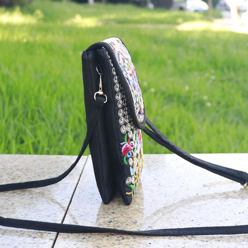Embroidered Boho Crossbody Phone Bag for Women – Canvas Mini Shoulder Bag