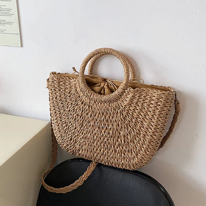 Straw Bucket Bag for Women – Handwoven Round Handle Beach Tote