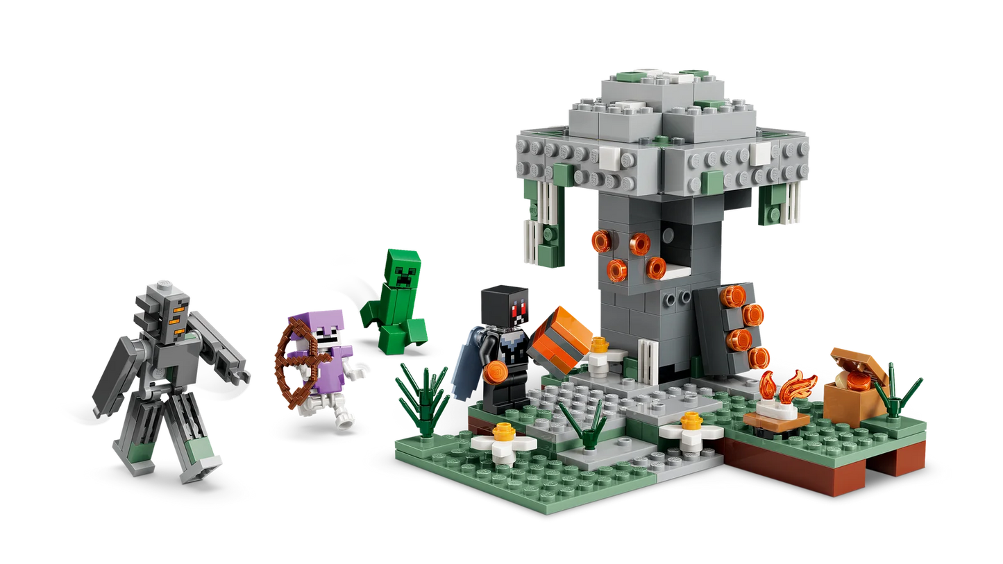 LEGO Minecraft Pale Garden 21586 Building Set – 243 Pieces