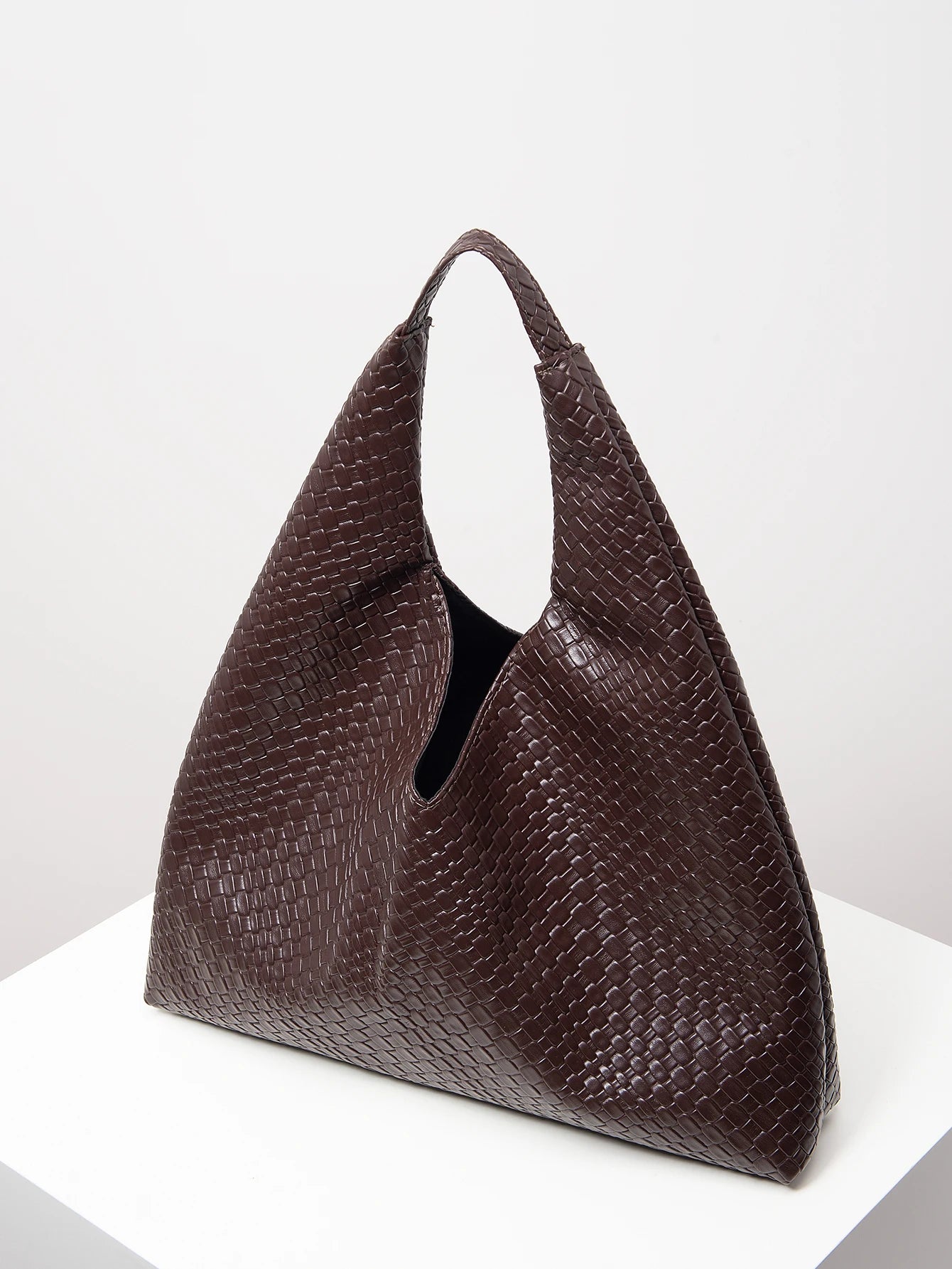 Woven Hobo Shoulder Bag – Minimalist Retro Tote for Women