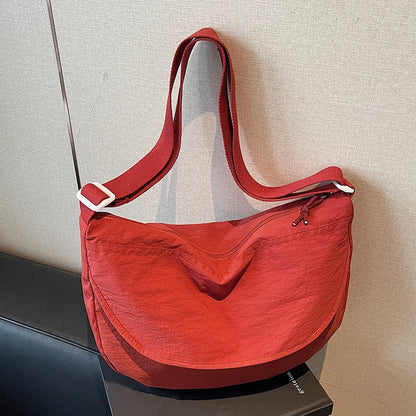 Crescent Crossbody Bag for Women – Lightweight Casual Shoulder Bag