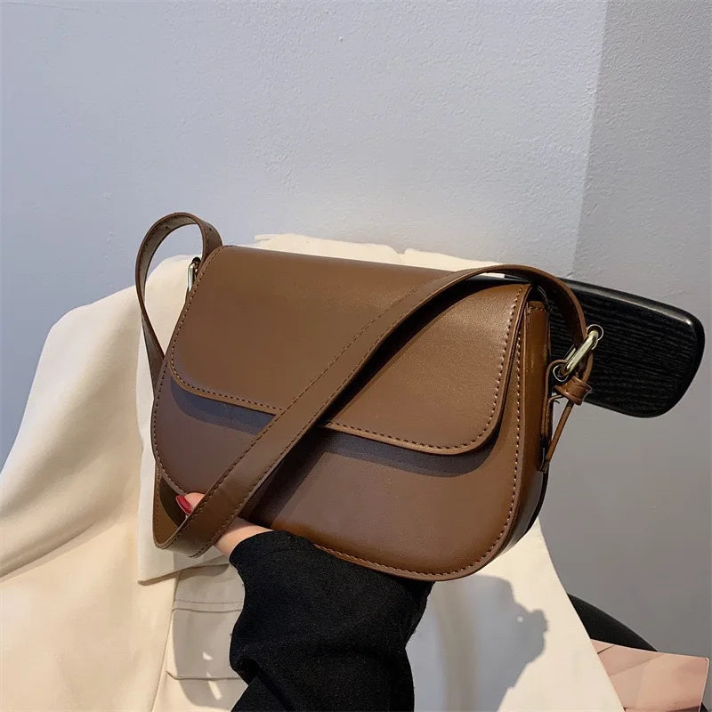 Retro Small Saddle Bag for Women – Crossbody Messenger Shoulder Bag