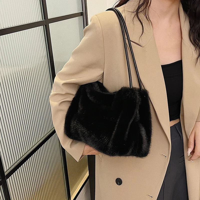 Plush Handbag for Women – Chain Crossbody Shoulder Bag