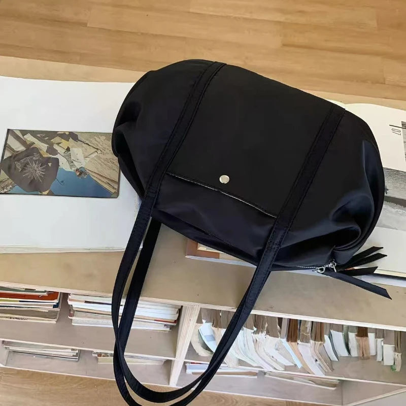 Large Capacity Nylon Shoulder Bag – Korean Casual Tote