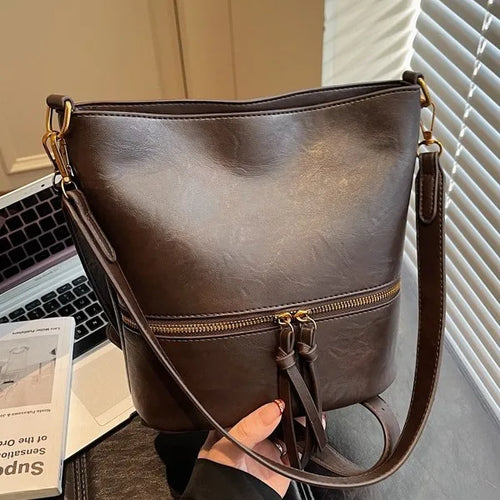 Cross-Border Retro Bag Women S Autumn Winter Versatile Commuter Shoulder Bucket Premium Messenger